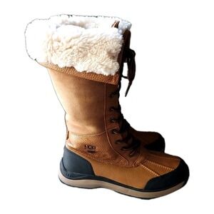 NWOB UGG Adirondack Waterproof Leather Womens Size 7  UGG Boots Style 1095142